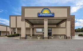 Days Inn By Wyndham Adel I-75